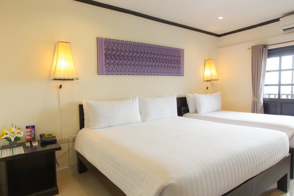 Hotel Golden Tulip Essential Pattaya Exterior foto